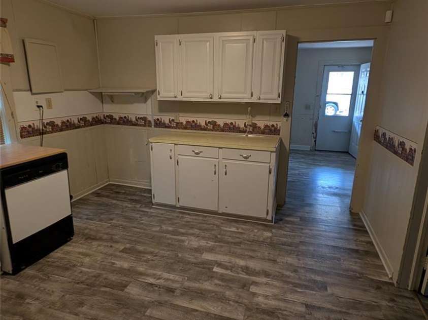 19212 Old Statesville Road, Cornelius, NC 28031.  MLS# CAR4340602, YatesRealty ID 9699. 