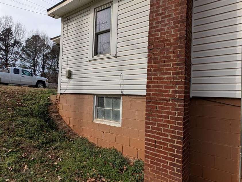 19212 Old Statesville Road, Cornelius, NC 28031.  MLS# CAR4340602, YatesRealty ID 9699. 