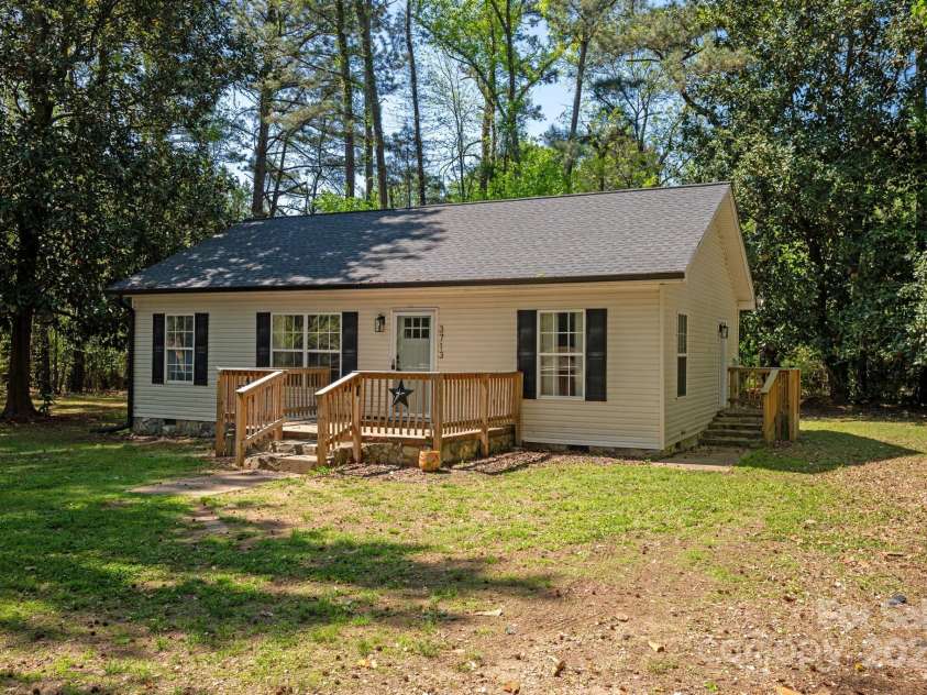 3713 Capricorn Road, Lancaster, SC 29720.  MLS# CAR4245863, YatesRealty ID 9699. 