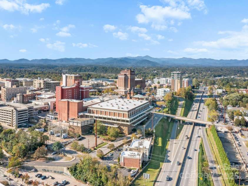 37 Hiawassee Street, Asheville, NC 28801.  MLS# CAR4311986, YatesRealty ID 97. 