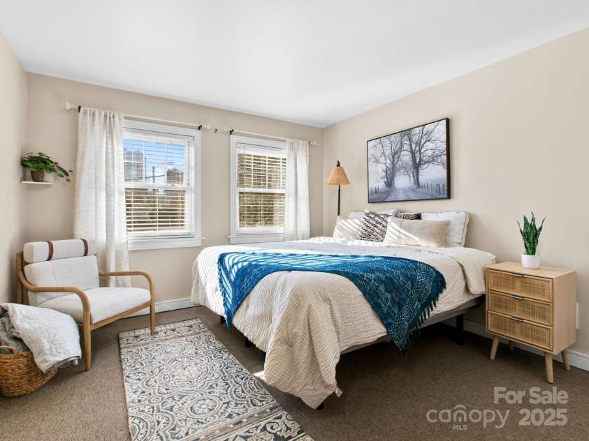 37 Hiawassee Street, Asheville, NC 28801.  MLS# CAR4311986, YatesRealty ID 97. 