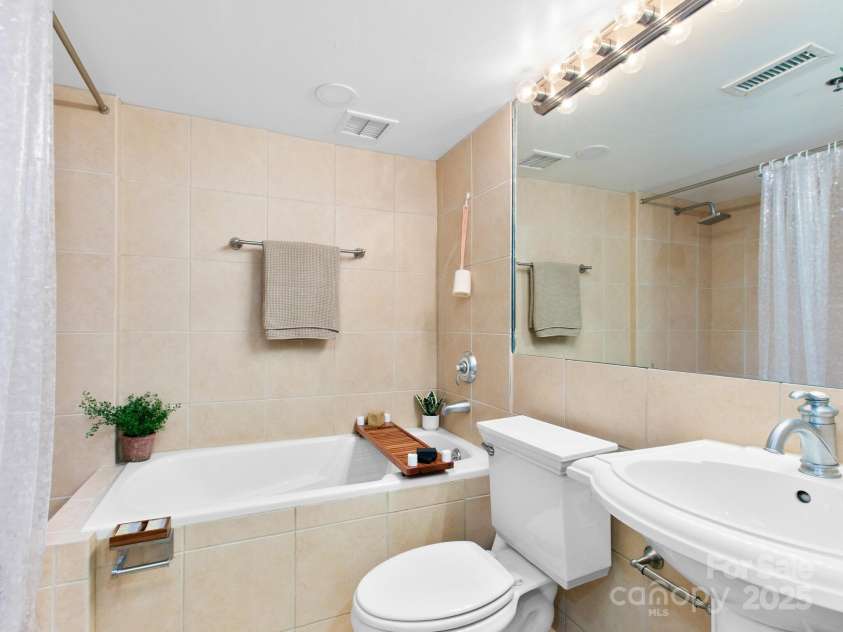 37 Hiawassee Street, Asheville, NC 28801.  MLS# CAR4311986, YatesRealty ID 97. 