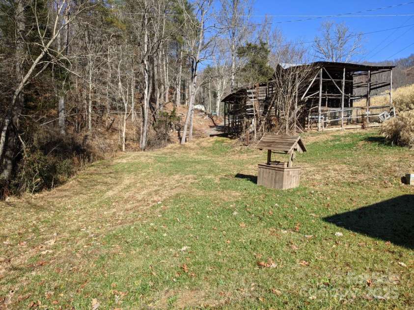 196 Mckinney Road, Weaverville, NC 28787.  MLS# CAR4326472, YatesRealty ID 970. View of driveway to upper 2nd home site