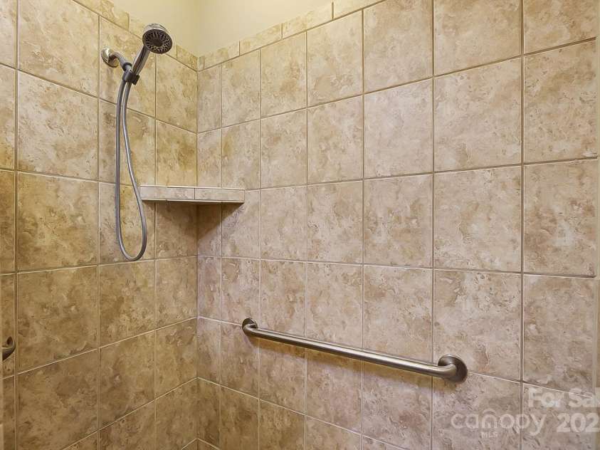 1209 Waypoint Court, Matthews, NC 28104.  MLS# CAR4225928, YatesRealty ID 9700. 