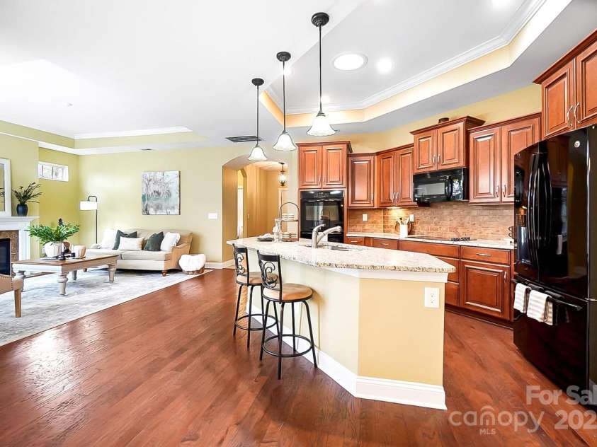 1209 Waypoint Court, Matthews, NC 28104.  MLS# CAR4225928, YatesRealty ID 9700. 