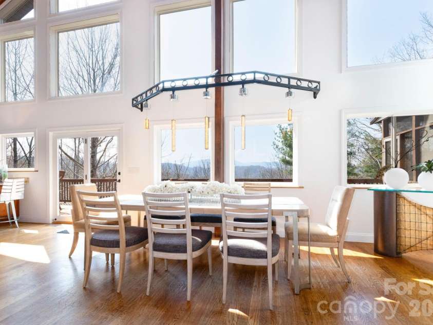 60 Whispering Stream Trail, Hendersonville, NC 28739.  MLS# CAR4354526, YatesRealty ID 9700. 