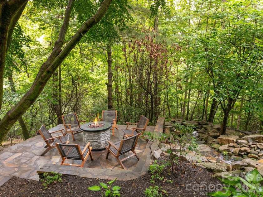 60 Whispering Stream Trail, Hendersonville, NC 28739.  MLS# CAR4354526, YatesRealty ID 9700. 