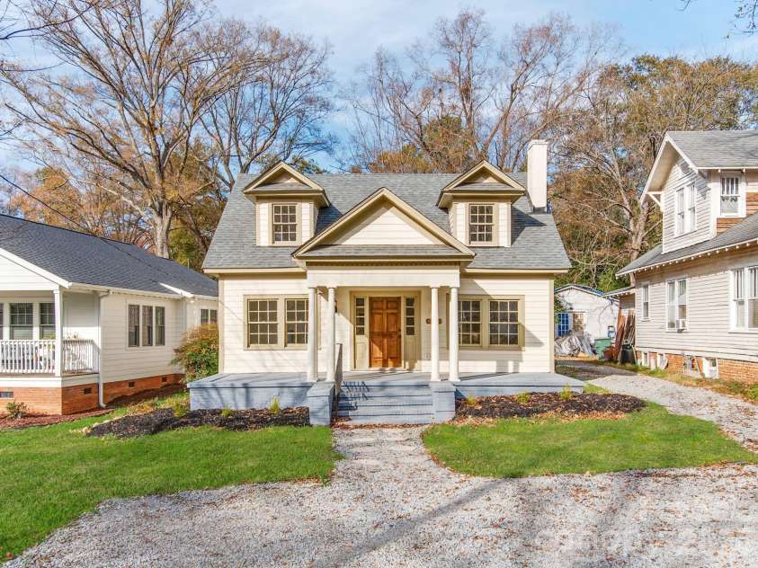 518 5th Avenue, Gastonia, NC 28052.  MLS# CAR4392296, YatesRealty ID 9701. 