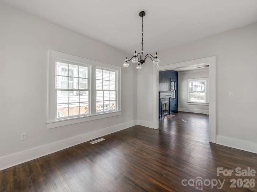518 5th Avenue, Gastonia, NC 28052.  MLS# CAR4392296, YatesRealty ID 9701. 