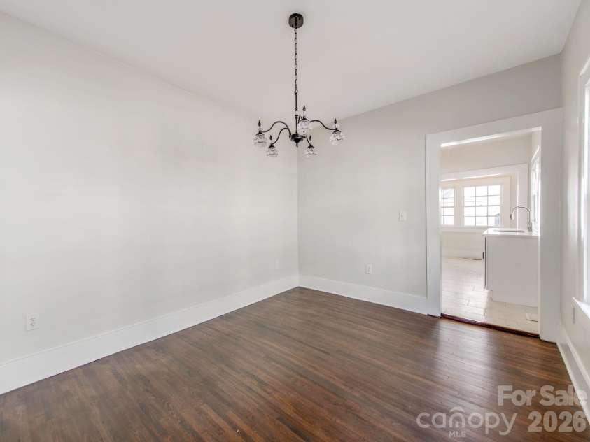 518 5th Avenue, Gastonia, NC 28052.  MLS# CAR4392296, YatesRealty ID 9701. 