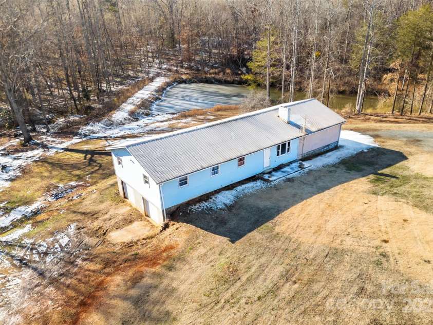 19775 Asheville Highway, Landrum, SC 29356.  MLS# CAR4215512, YatesRealty ID 9702. 