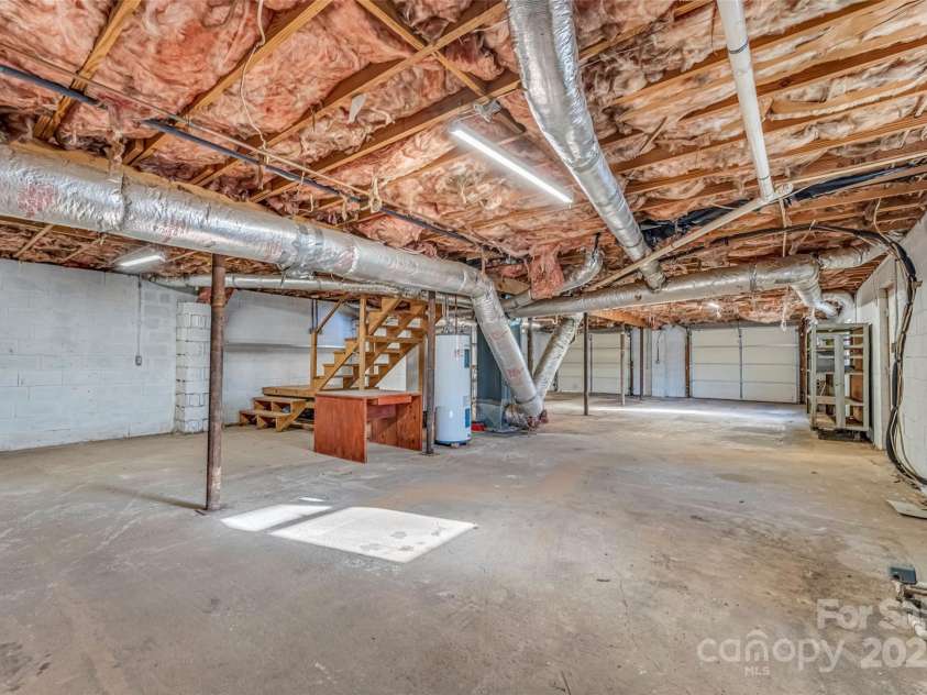 19775 Asheville Highway, Landrum, SC 29356.  MLS# CAR4215512, YatesRealty ID 9702. 