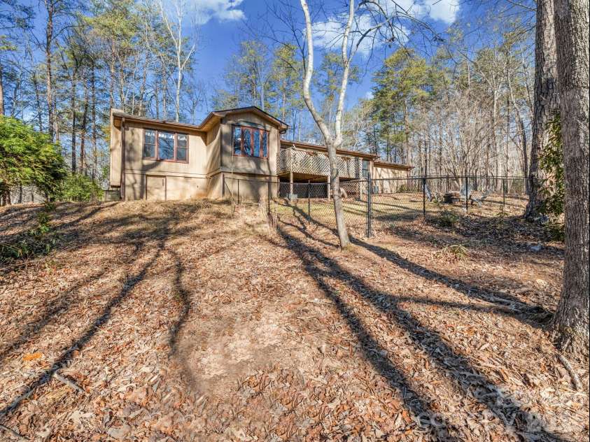 423 Mountain View Drive, Columbus, NC 28722.  MLS# CAR4345860, YatesRealty ID 9703. Rear