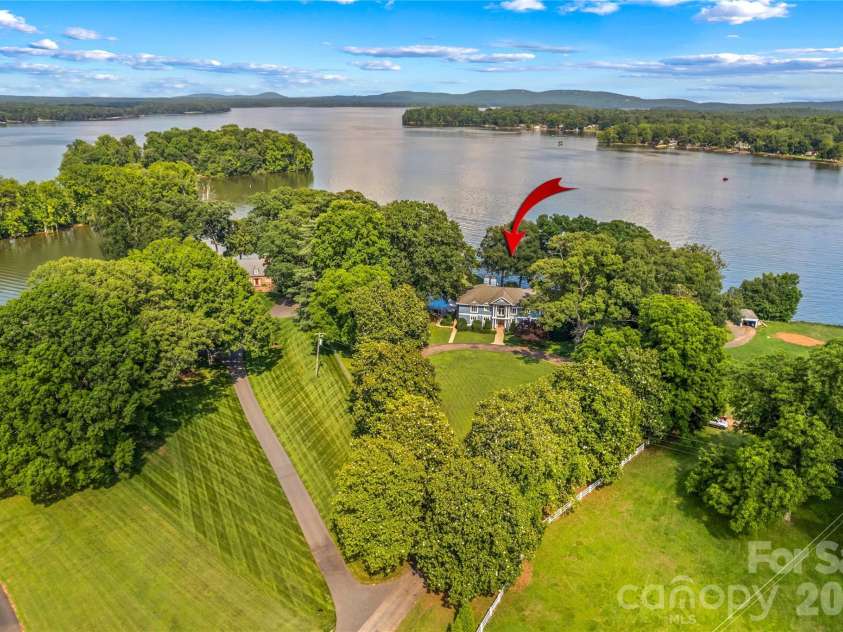 680 Fox Hollow Lane, Salisbury, NC 28146.  MLS# CAR4269106, YatesRealty ID 9706. 