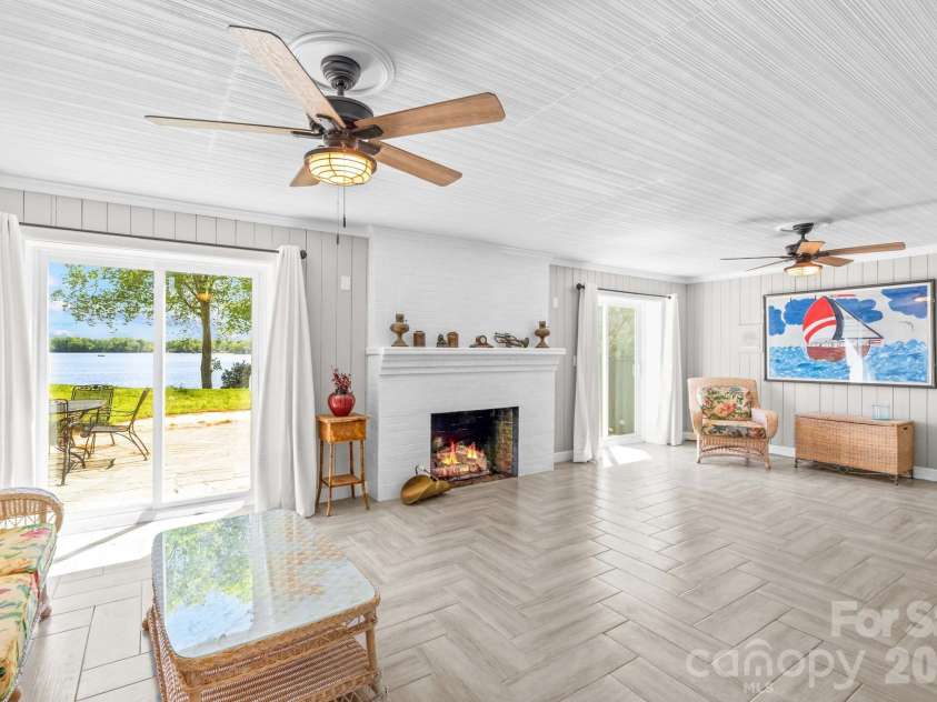 680 Fox Hollow Lane, Salisbury, NC 28146.  MLS# CAR4269106, YatesRealty ID 9706. 