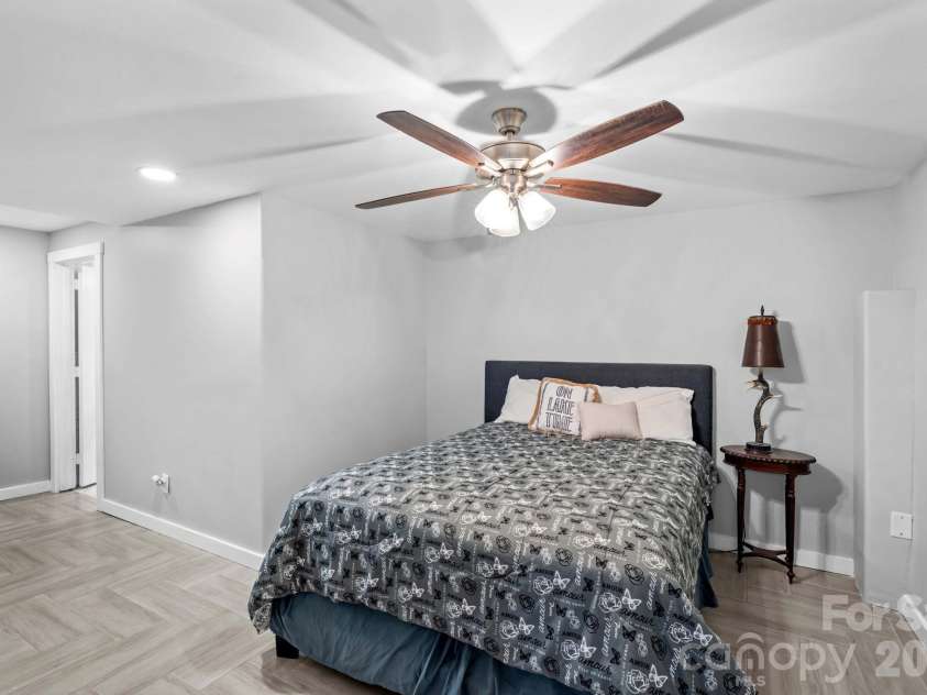 680 Fox Hollow Lane, Salisbury, NC 28146.  MLS# CAR4269106, YatesRealty ID 9706. 
