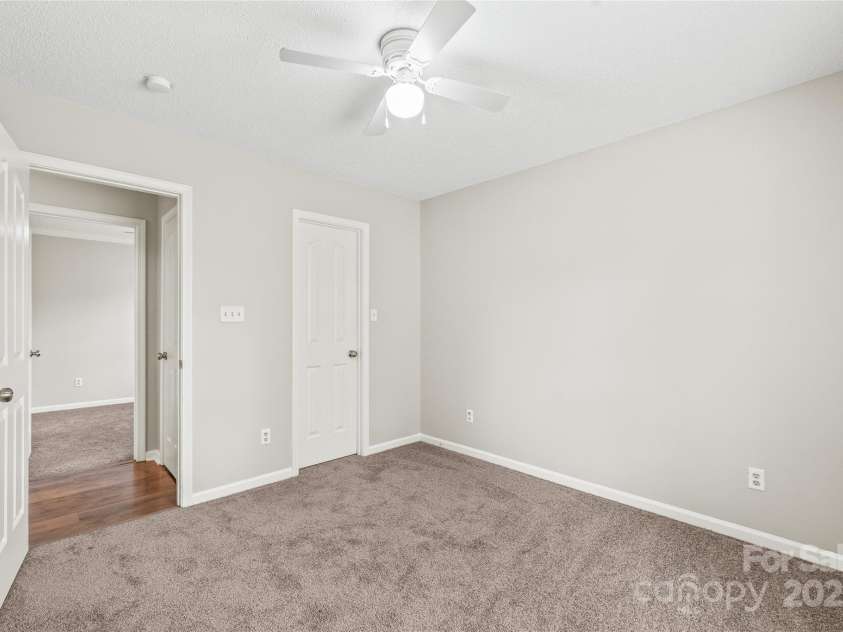 11404 Larix Drive, Charlotte, NC 28273.  MLS# CAR4233531, YatesRealty ID 9707. 