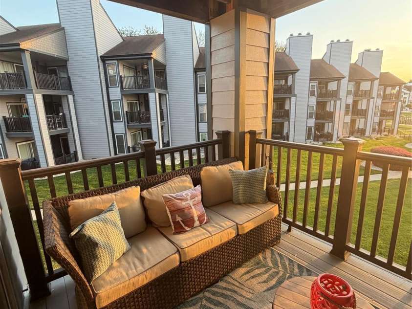 18851 Vineyard Point Lane, Cornelius, NC 28031.  MLS# CAR4361141, YatesRealty ID 9708. 