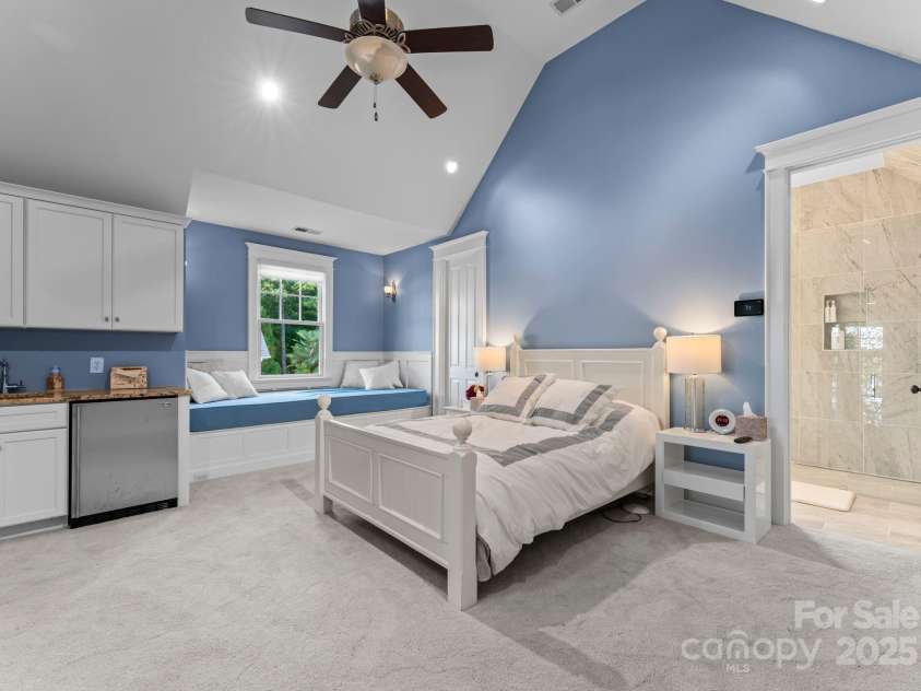 16921 Jetton Road, Cornelius, NC 28031.  MLS# CAR4191237, YatesRealty ID 971. Separate guest/in law suite over garage