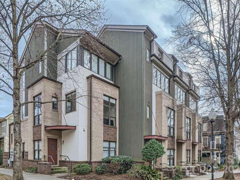 716 Alexander Street, Charlotte, NC 28202.  MLS# CAR4218300, YatesRealty ID 9710. 