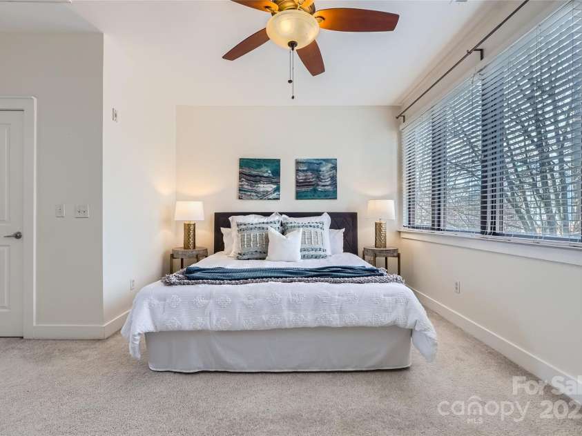 716 Alexander Street, Charlotte, NC 28202.  MLS# CAR4218300, YatesRealty ID 9710. 