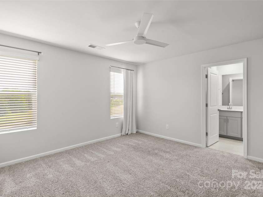 3850 County Down Avenue, Kannapolis, NC 28081.  MLS# CAR4147678, YatesRealty ID 9711. Primary bedroom with en-suite bath