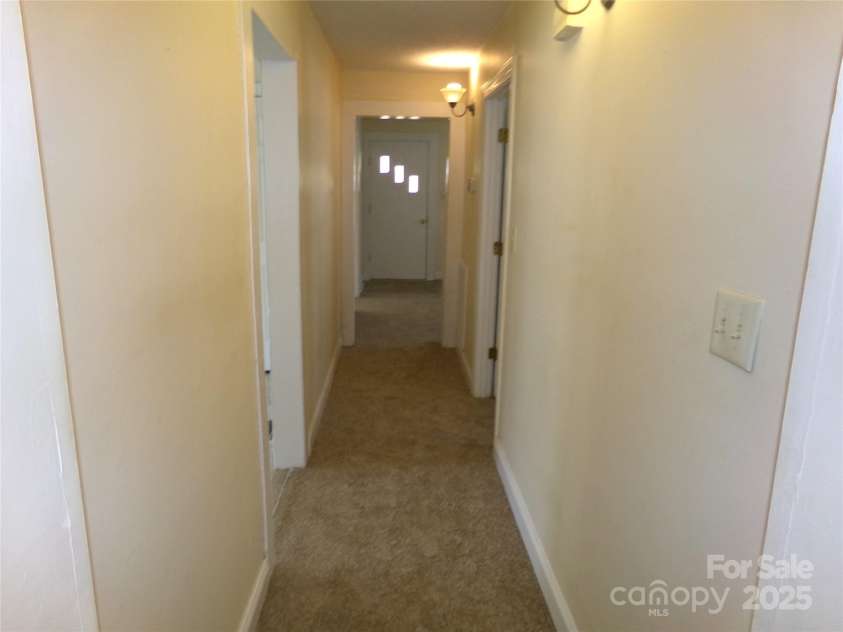 923 Efird Street, Albemarle, NC 28001.  MLS# CAR4325322, YatesRealty ID 9711. 
