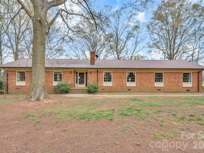 1524 Old Lawyers Road, Marshville, NC 28103.  MLS# CAR4353732, YatesRealty ID 9712. 