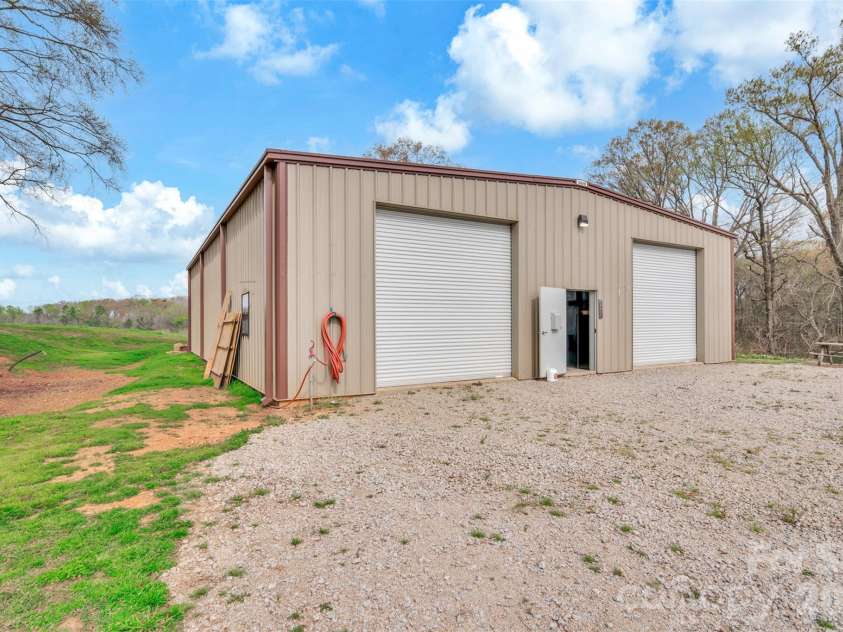 1524 Old Lawyers Road, Marshville, NC 28103.  MLS# CAR4353732, YatesRealty ID 9712. 