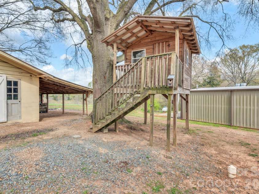 1524 Old Lawyers Road, Marshville, NC 28103.  MLS# CAR4353732, YatesRealty ID 9712. 