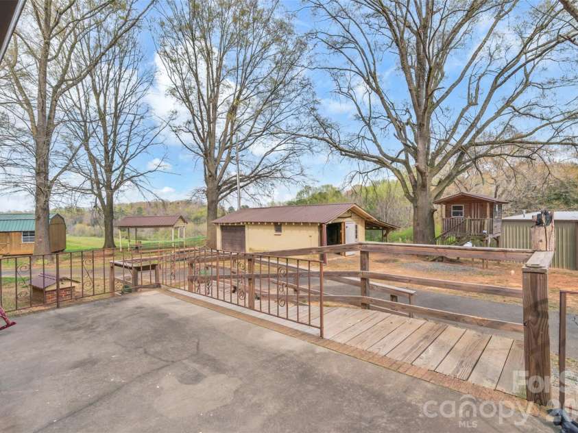 1524 Old Lawyers Road, Marshville, NC 28103.  MLS# CAR4353732, YatesRealty ID 9712. 