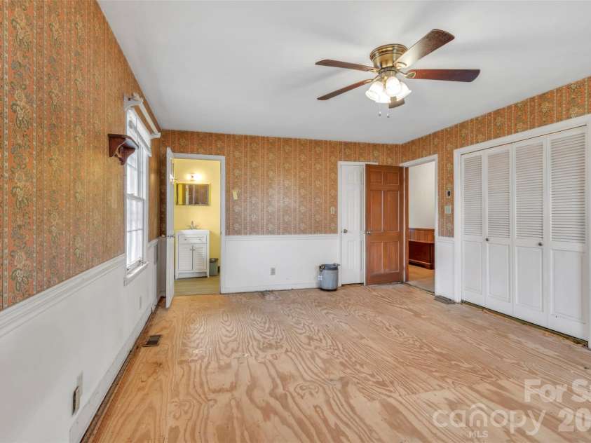 1524 Old Lawyers Road, Marshville, NC 28103.  MLS# CAR4353732, YatesRealty ID 9712. 