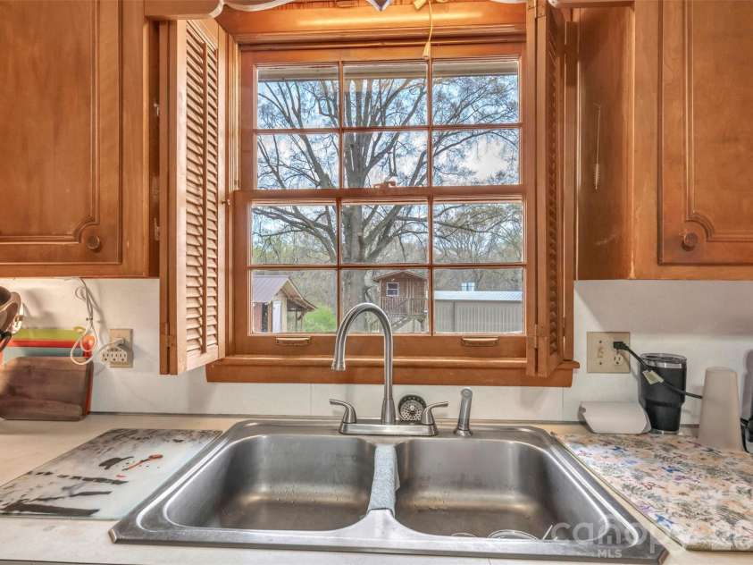1524 Old Lawyers Road, Marshville, NC 28103.  MLS# CAR4353732, YatesRealty ID 9712. 