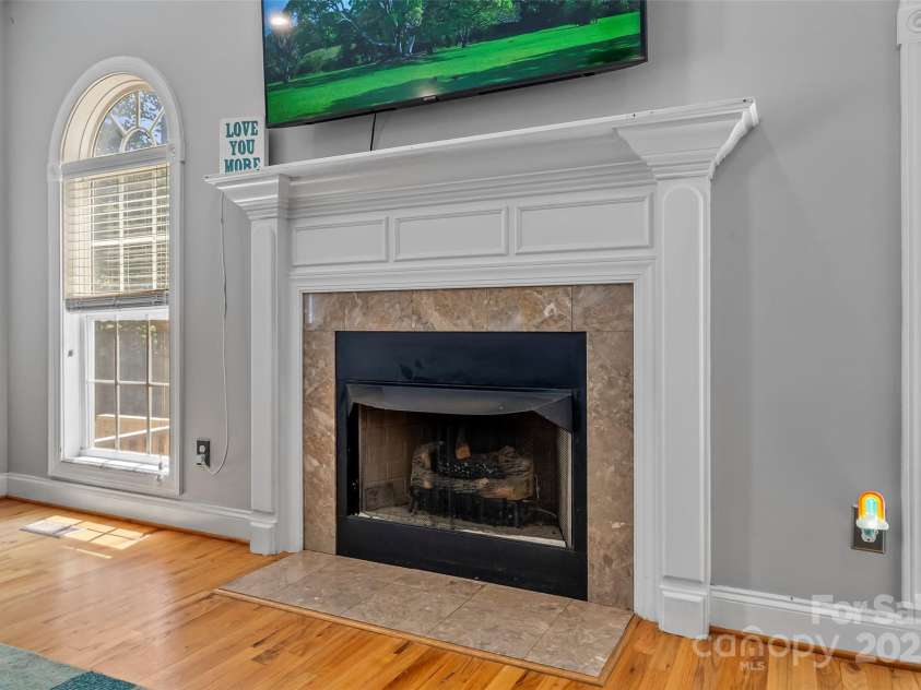 31 Helen Holcombe Way, Candler, NC 28715.  MLS# CAR4230409, YatesRealty ID 9712. 