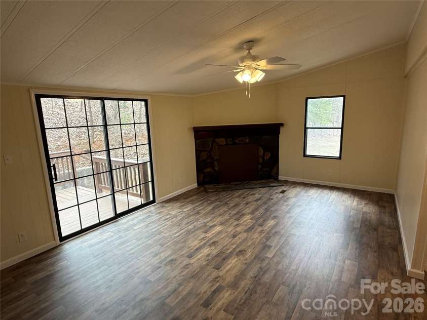 7686 Shoupes Grove Church Road, Hickory, NC 28602.  MLS# CAR4367978, YatesRealty ID 9713. 