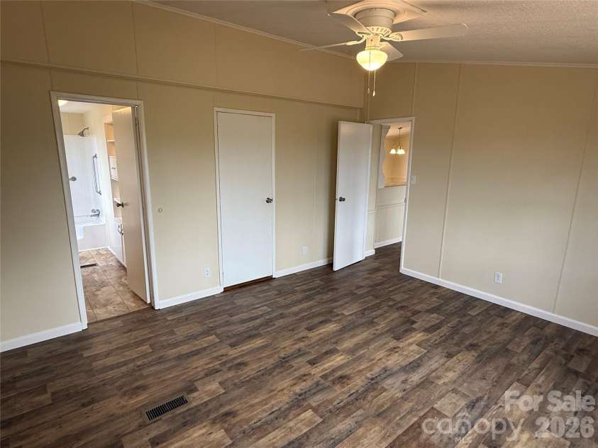 7686 Shoupes Grove Church Road, Hickory, NC 28602.  MLS# CAR4367978, YatesRealty ID 9713. 