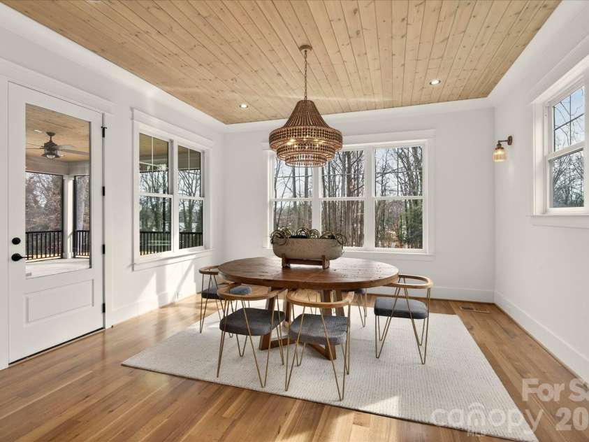 1714 Seifert Circle, Charlotte, NC 28205.  MLS# CAR4351054, YatesRealty ID 9714. 