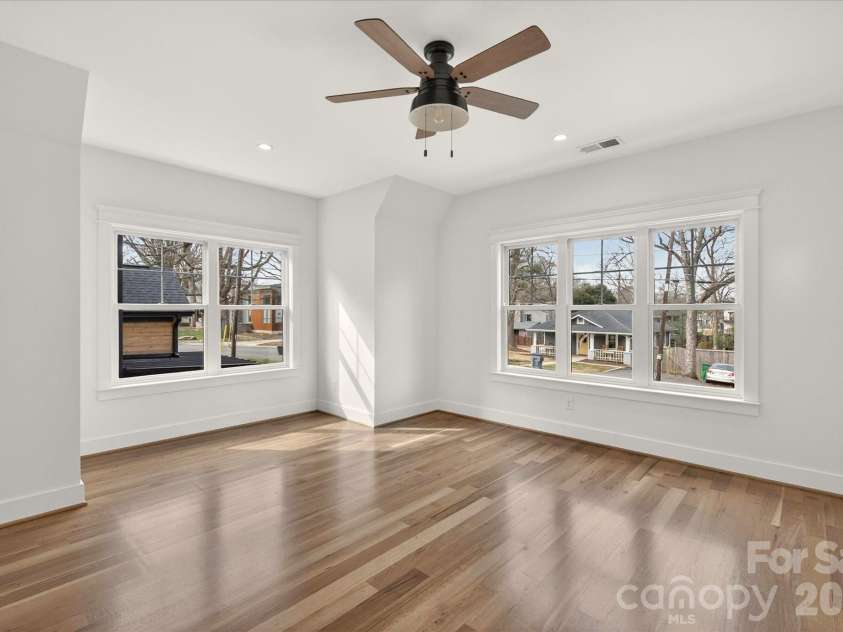 1714 Seifert Circle, Charlotte, NC 28205.  MLS# CAR4351054, YatesRealty ID 9714. 