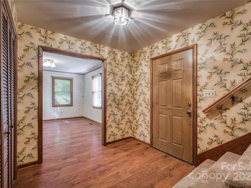 2894 Brookridge Drive, Valdese, NC 28690.  MLS# CAR4252042, YatesRealty ID 9714. 