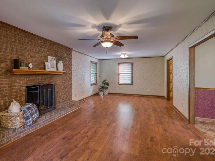 2894 Brookridge Drive, Valdese, NC 28690.  MLS# CAR4252042, YatesRealty ID 9714. 