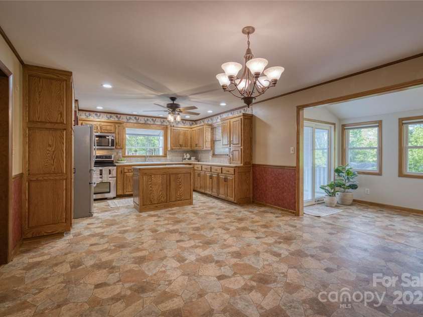 2894 Brookridge Drive, Valdese, NC 28690.  MLS# CAR4252042, YatesRealty ID 9714. 