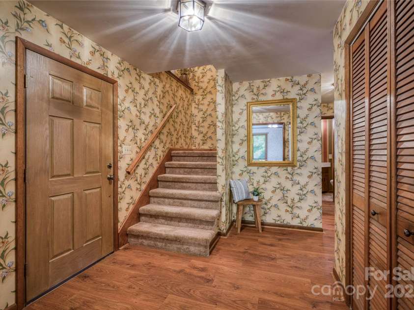 2894 Brookridge Drive, Valdese, NC 28690.  MLS# CAR4252042, YatesRealty ID 9714. 