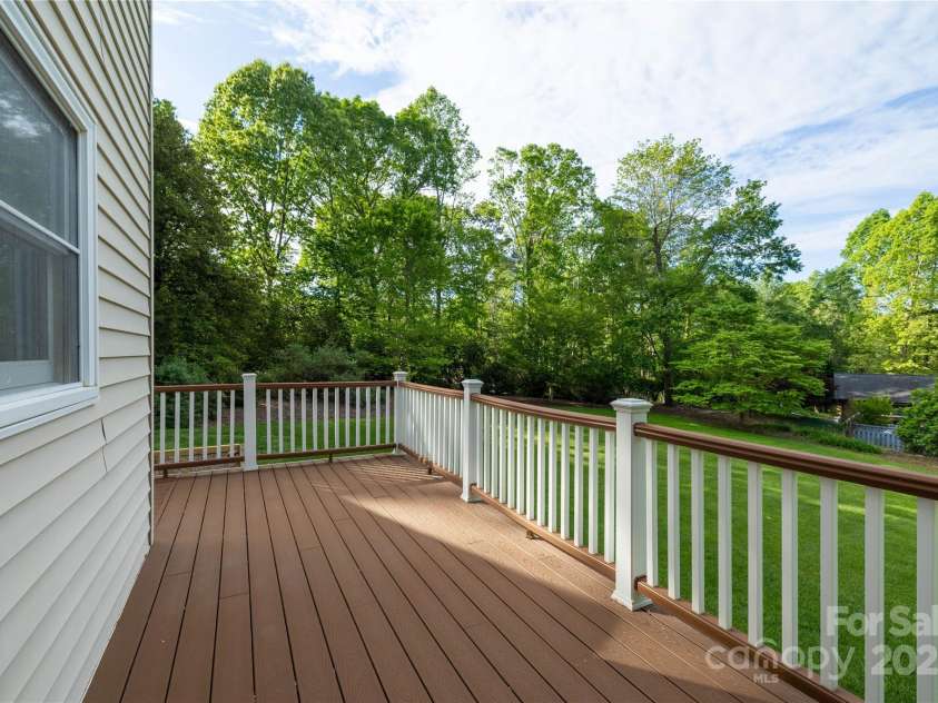 2894 Brookridge Drive, Valdese, NC 28690.  MLS# CAR4252042, YatesRealty ID 9714. 