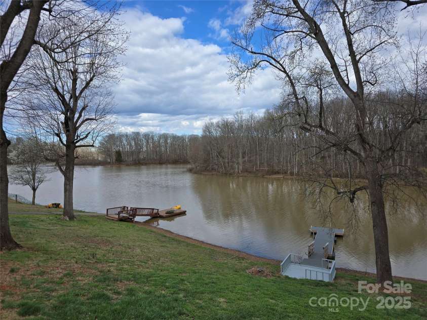 146 Riverview Boulevard, Lexington, NC 27292.  MLS# CAR4234839, YatesRealty ID 9716. 