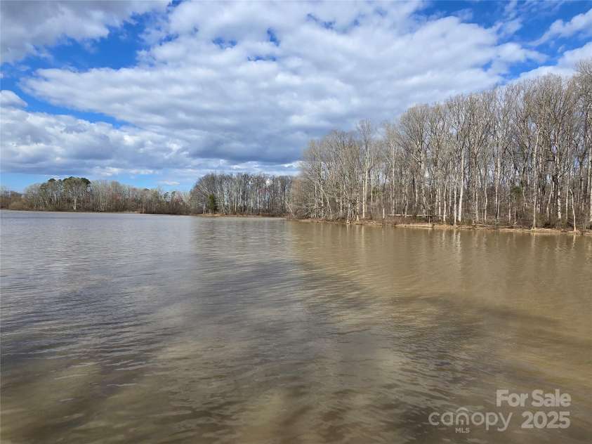 146 Riverview Boulevard, Lexington, NC 27292.  MLS# CAR4234839, YatesRealty ID 9716. 