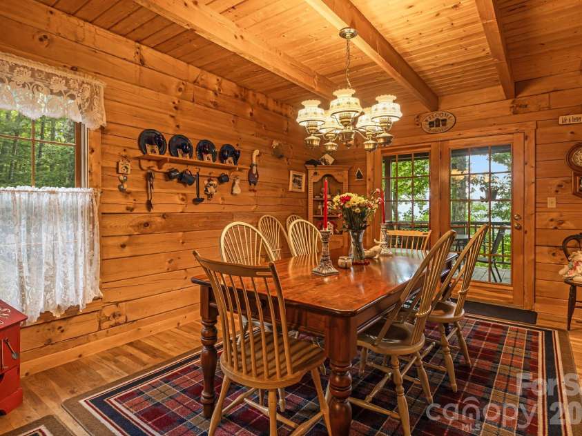 215 Goldenleaf Road, Mars Hill, NC 28754.  MLS# CAR4356364, YatesRealty ID 9718. Dining Area