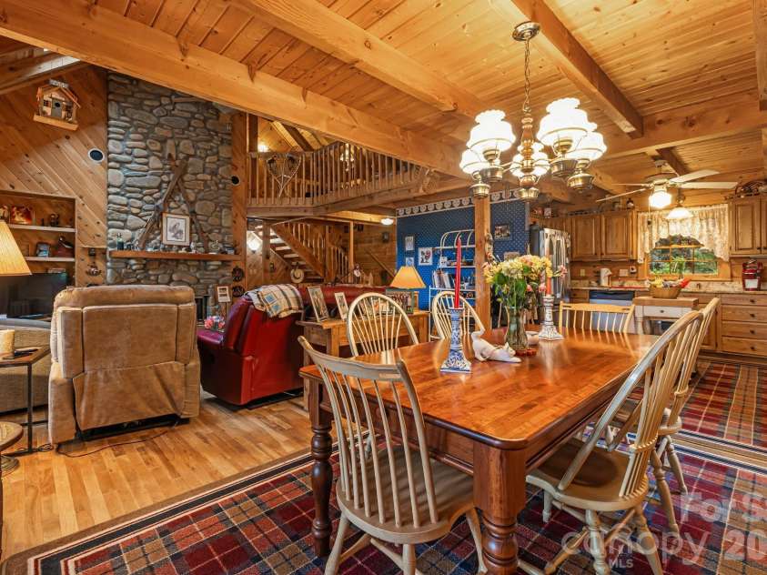 215 Goldenleaf Road, Mars Hill, NC 28754.  MLS# CAR4356364, YatesRealty ID 9718. Dining Area