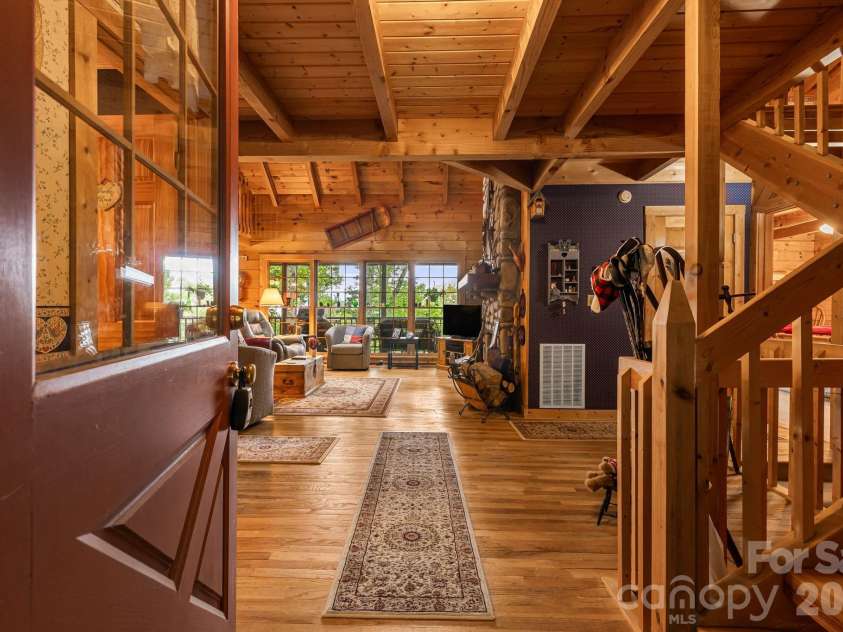 215 Goldenleaf Road, Mars Hill, NC 28754.  MLS# CAR4356364, YatesRealty ID 9718. Entry Foyer