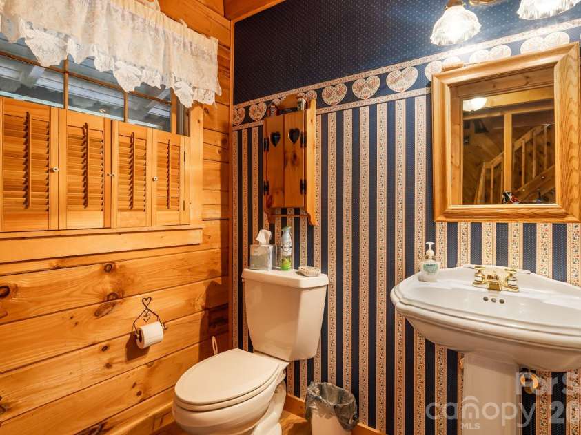 215 Goldenleaf Road, Mars Hill, NC 28754.  MLS# CAR4356364, YatesRealty ID 9718. Powder Room Main Level