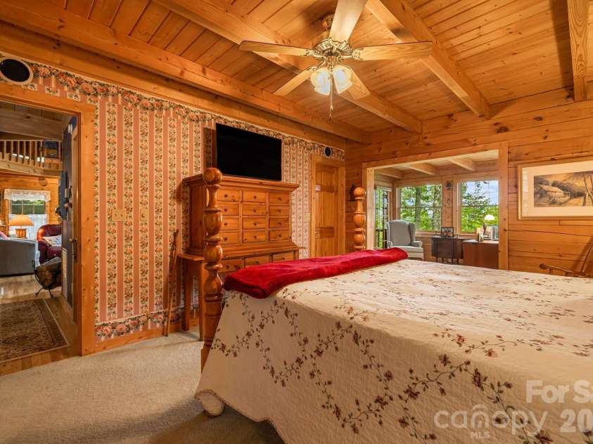 215 Goldenleaf Road, Mars Hill, NC 28754.  MLS# CAR4356364, YatesRealty ID 9718. Primary Bdrm Main Level